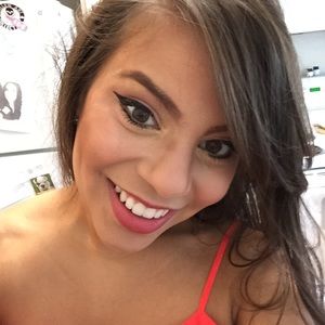 Meet your Posher, Savannah